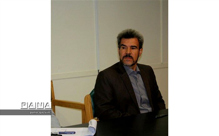 فرهنگیان آوج با جهاد علمی در میدان آموزش حضور دارند