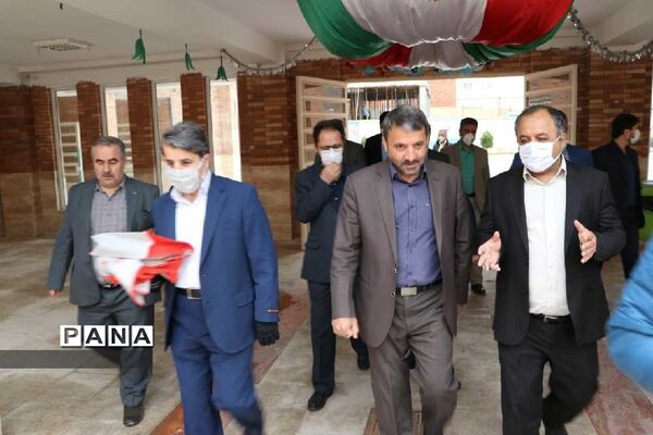 بازدید معاون عمرانی وزیر آموزش و پرورش از مدارس ابتدایی قزوین