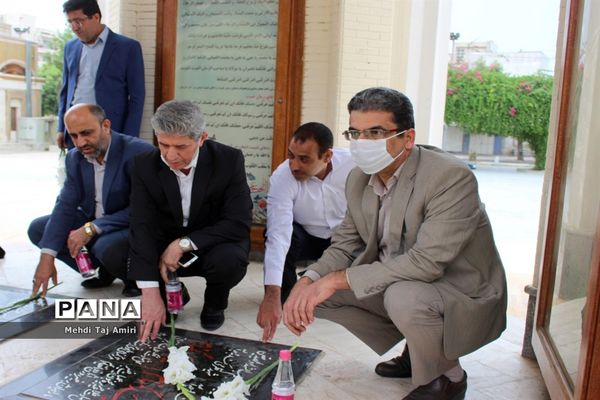 تجدید پیمان معاون جدید پرورشی و فرهنگی آموزش و پرورش استان بوشهر با آرمان های شهدا