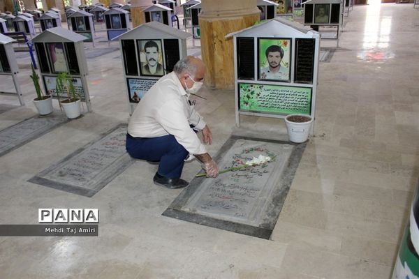 تجدید پیمان معاون جدید پرورشی و فرهنگی آموزش و پرورش استان بوشهر با آرمان های شهدا