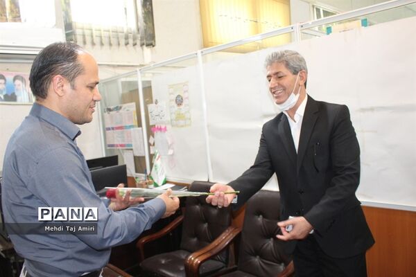 دیدار معاون جدید پرورشی و فرهنگی آموزش و پرورش استان بوشهر با مدیر و کارکنان سازمان دانش‌آموزی استان بوشهر