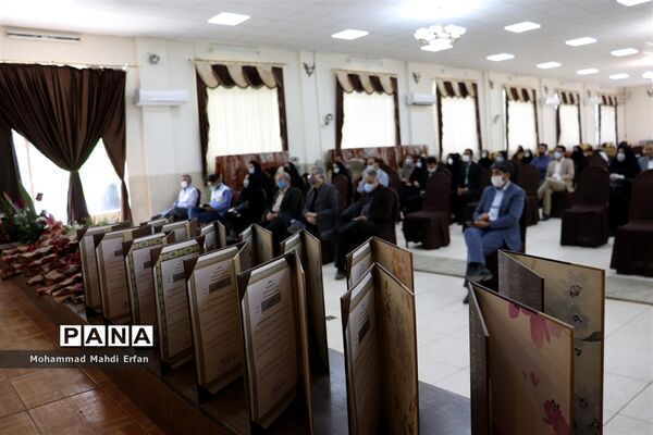 تقدیر از مدافعان سلامت در آباده