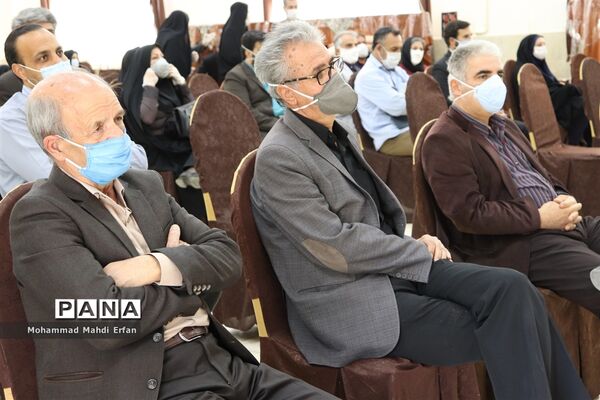 تقدیر از مدافعان سلامت در آباده