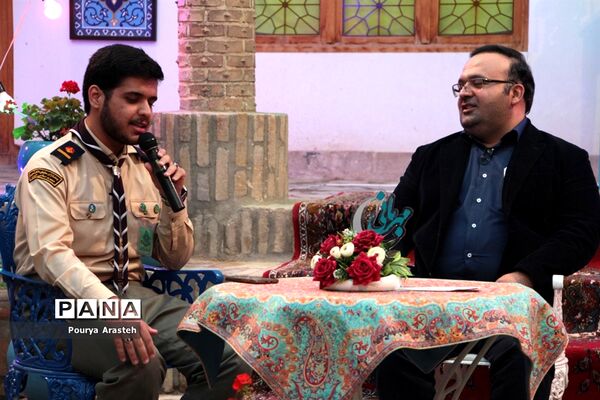 حضورپیشتازان سازمان دانش آموزی خراسان جنوبی دربرنامه زنده تلویزیونی ماه مهربانی