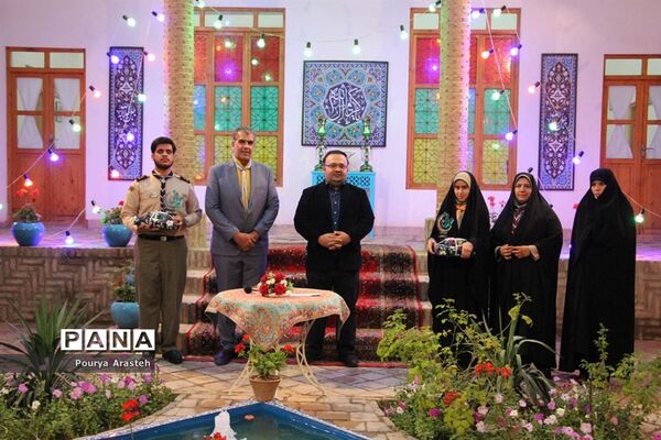 حضورپیشتازان سازمان دانش آموزی خراسان جنوبی دربرنامه زنده تلویزیونی ماه مهربانی