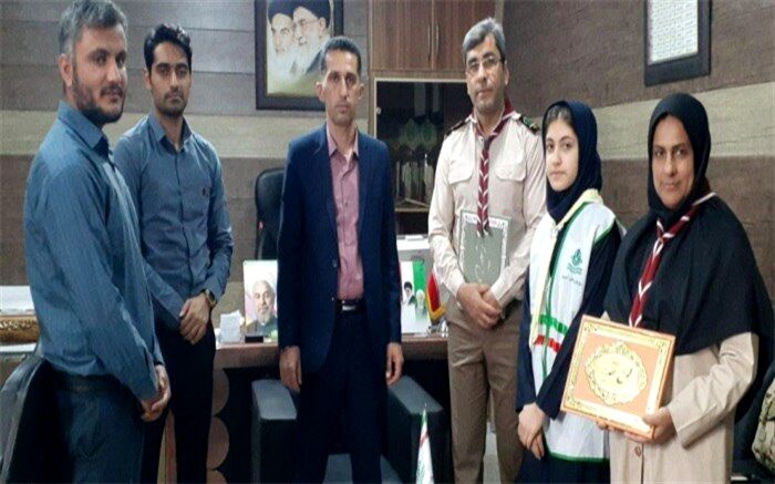 دو مربی سازمان دانش‌آموزی دیلم نمونه استانی شدند