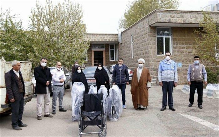 خرید ۱۳ دستگاه ویلچیر برای بیمارستان اهر به‌جای هزینه مجالس ترحیم