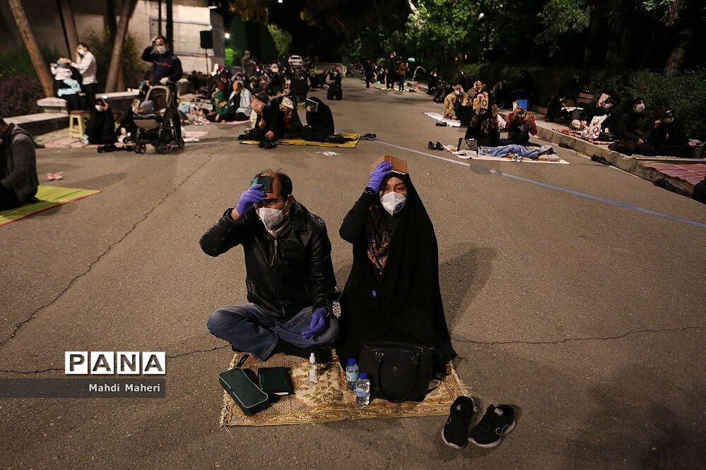 احیا شب نوزدهم ماه رمضان در دانشگاه تهران