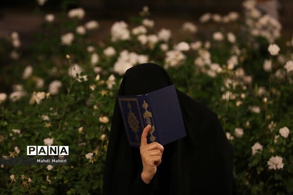 احیا شب نوزدهم ماه رمضان در دانشگاه تهران