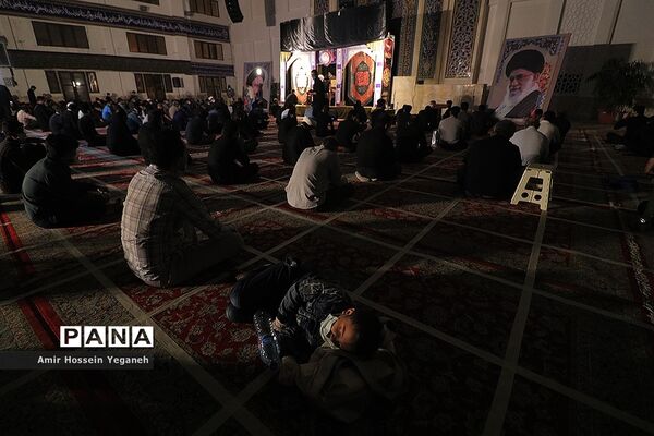 مراسم احیای شب نوزدهم ماه رمضان در مصلی بزرگ کیش