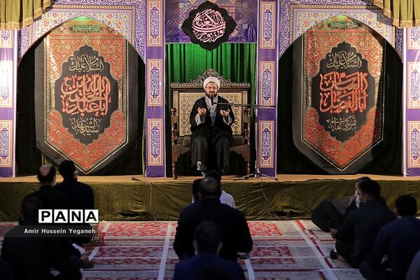 مراسم احیای شب نوزدهم ماه رمضان در مصلی بزرگ کیش