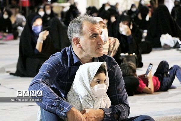 مراسم احیای شب نوزدهم ماه رمضان در مصلی بزرگ کیش