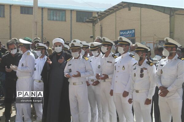 تشییع ناوبان یکم شهید اسماعیل پور خسرو از شهدای ناو کُنارک در شهرستان داراب -2