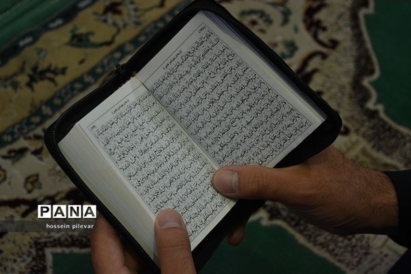 مراسم عزاداری شب بیست و یکم ماه مبارک رمضان در مسجد امام حسین (ع) در بیرجند