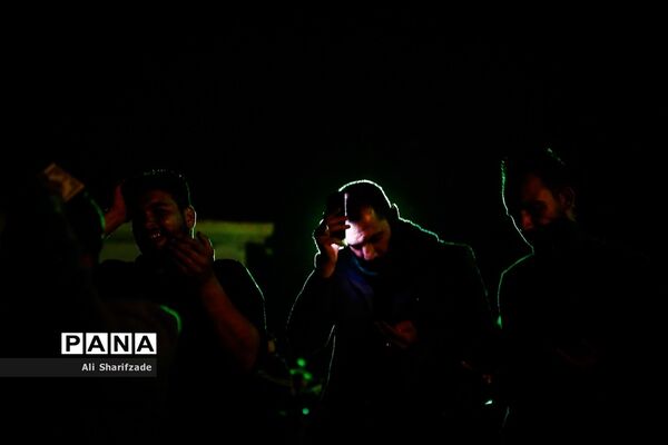 احیای شب بیست و یکم ماه رمضان در مقبره الشهدای چیتگر