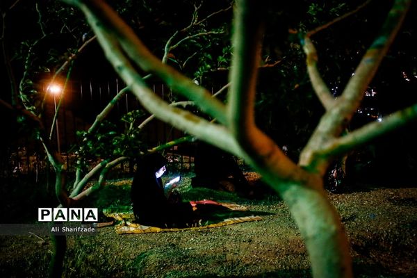 احیای شب بیست و یکم ماه رمضان در مقبره الشهدای چیتگر