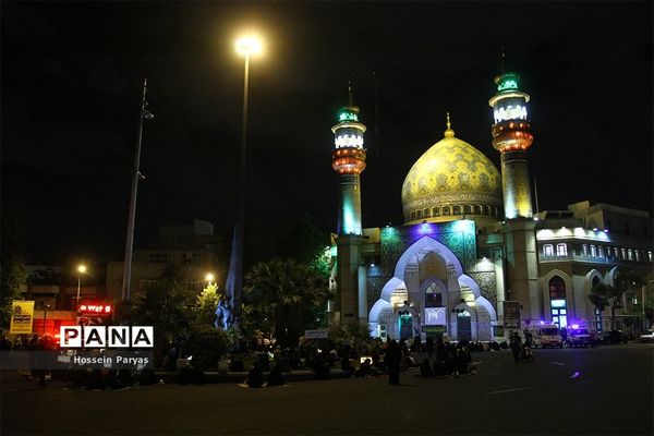 احیای شب بیست و یکم ماه رمضان در تهران