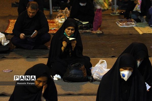 احیای شب بیست و یکم ماه رمضان در تهران