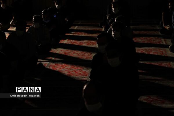 مراسم احیای شب بیست و یکم  ماه رمضان در مصلی بزرگ کیش