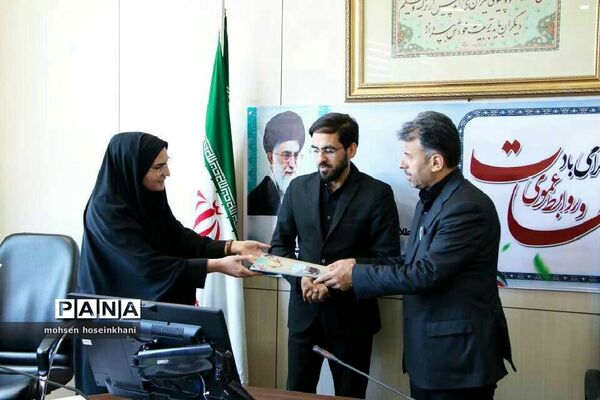 نشست روابط عمومی مناطق 14گانه آموزش و پرورش قزوین