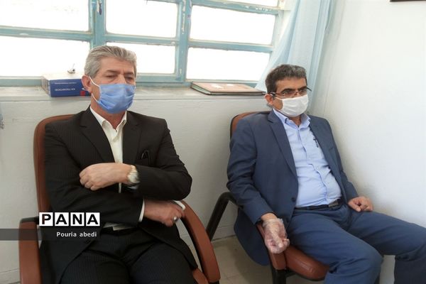 بازدید معاون پرورشی و فرهنگی اداره‌کل آموزش و پرورش استان بوشهر از مرکز مشاوره مهر دانش آموزی شهرستان بوشهر