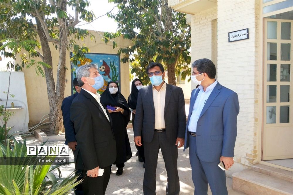 بازدید معاون پرورشی و فرهنگی اداره‌کل آموزش و پرورش استان بوشهر از مرکز مشاوره مهر دانش آموزی شهرستان بوشهر