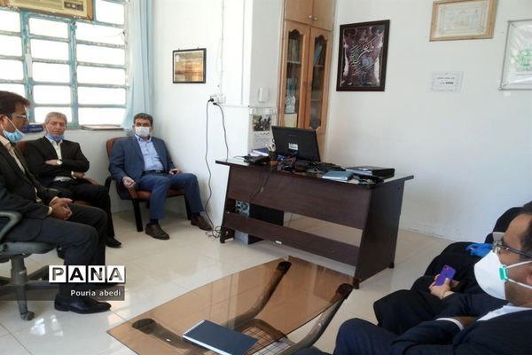 بازدید معاون پرورشی و فرهنگی اداره‌کل آموزش و پرورش استان بوشهر از مرکز مشاوره مهر دانش آموزی شهرستان بوشهر