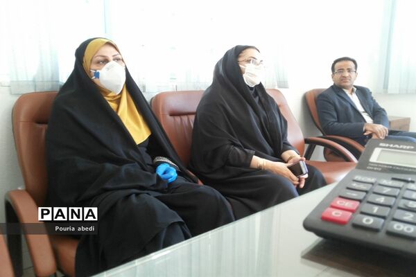 بازدید معاون پرورشی و فرهنگی اداره‌کل آموزش و پرورش استان بوشهر از مرکز مشاوره مهر دانش آموزی شهرستان بوشهر