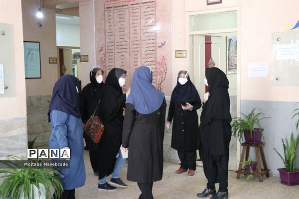 بازگشایی مدارس مشهد و حضور دانش‌آموزان جهت رفع اشکال