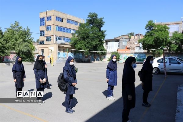 بازگشایی مدارس مشهد و حضور دانش‌آموزان جهت رفع اشکال