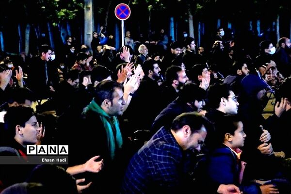 مراسم احیاء شب بیست و سوم ماه رمضان در مشهد