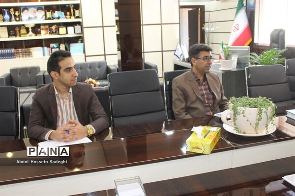 جلسه مشترک رئیس و مسئولان نخبگان استان بوشهر با مسئولان اداره‌کل آموزش و پرورش استان بوشهر