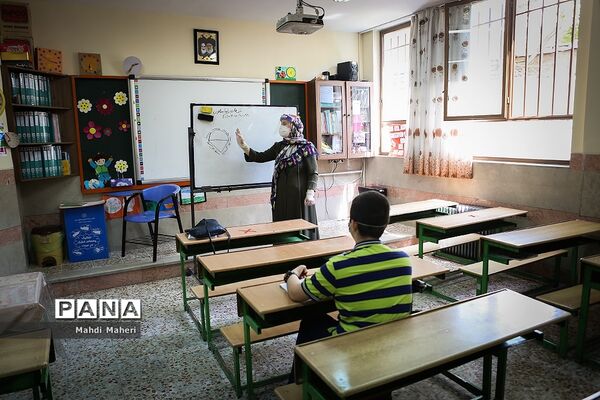 بازگشایی موقت مدارس