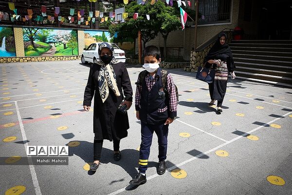 بازگشایی موقت مدارس