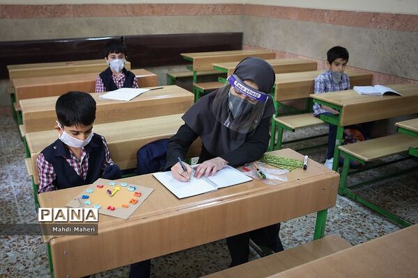 بازگشایی موقت مدارس