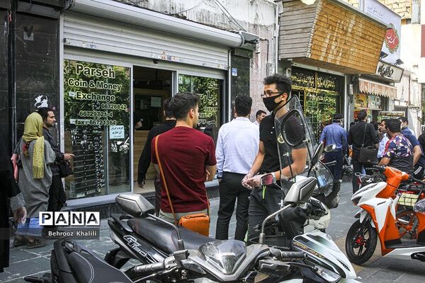 قیمت ناپایدار سکه و ارز در بازار آزاد