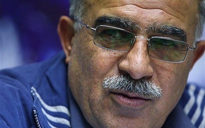 حسن روشن: ناصر حجازی هم زنده بود چیزی تغییر نمی‌کرد؛ از دست این فوتبال آرزوی مرگ می‌کنیم