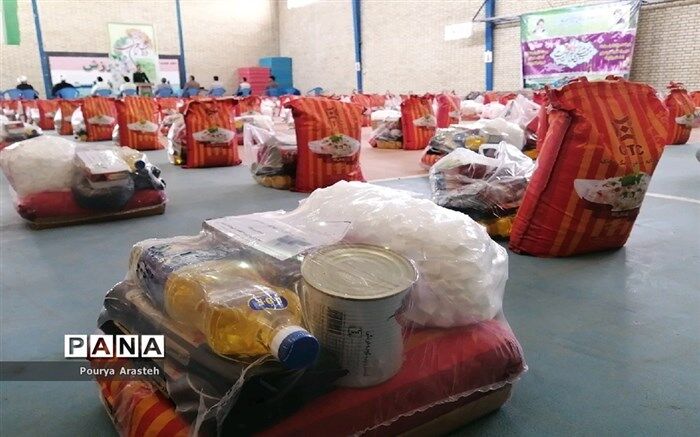 ارسال 200 بسته معیشتی برای پیش‌مرگان کرد مریوان