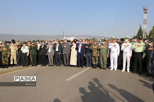 استقبال از شهدای ناوچه کنارک در شیراز