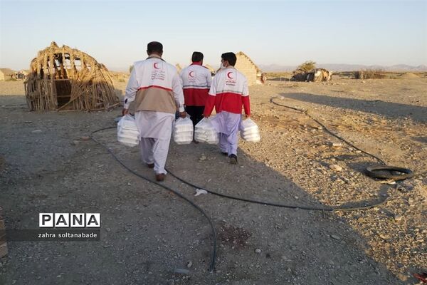 طبخ و توزیع یک هزار پرس غذای گرم میان نیازمندان جنوب سیستان و بلوچستان
