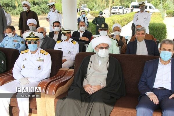 تشییع پیکر پاک ۵ شهید حادثه شناور کنارک نیروی دریایی ارتش در بوشهر