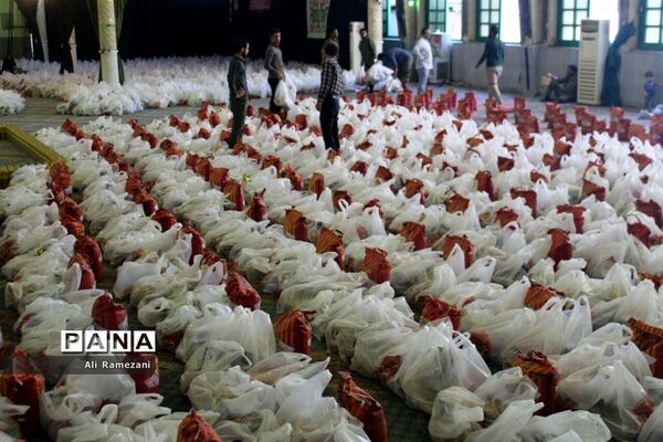 آماد‌ سازی دور سوم  کمک‌های مومنانه در حسینیه عاشقان ثارالله قائمشهر