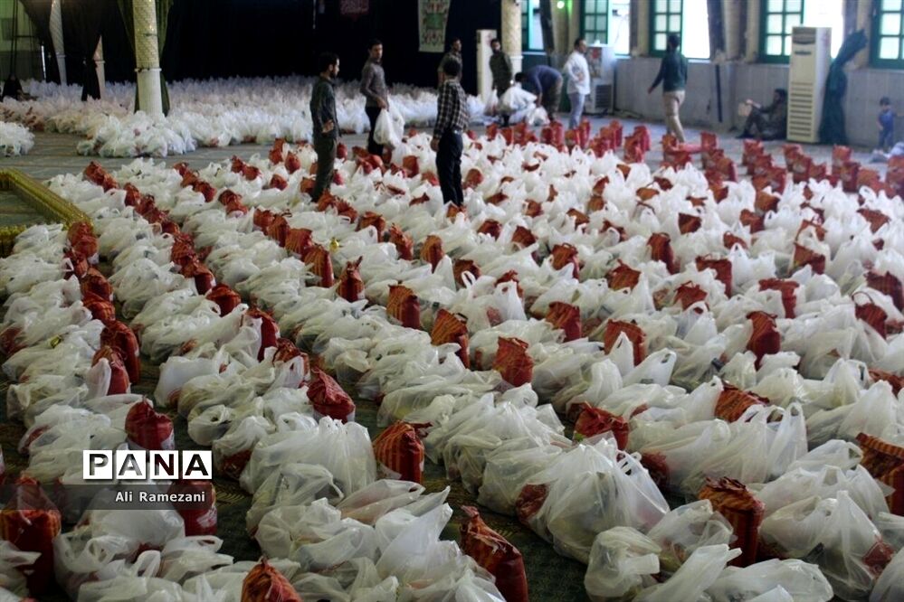 آماد‌ سازی دور سوم  کمک‌های مومنانه در حسینیه عاشقان ثارالله قائمشهر