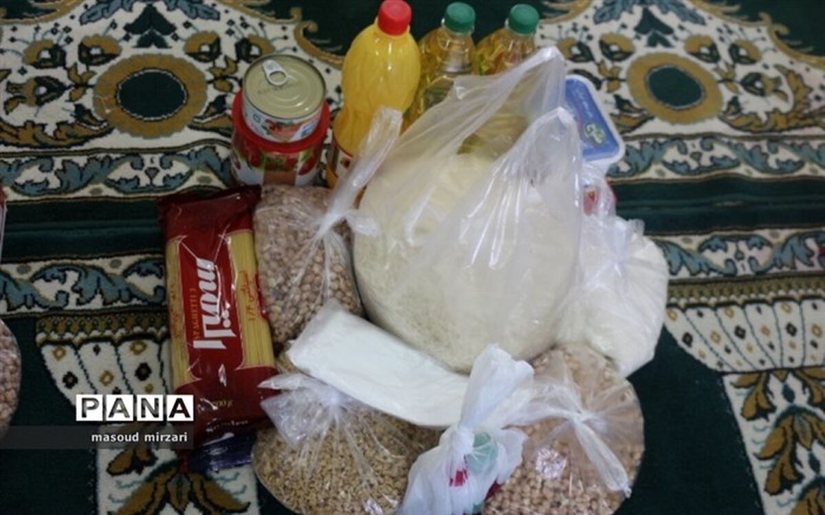توزیع 2876 بسته به افراد آسیب دیده از کرونا در قزوین