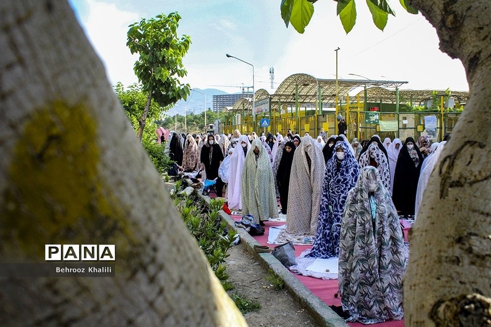 اقامه نماز عید سعید فطر در شهرک اکباتان