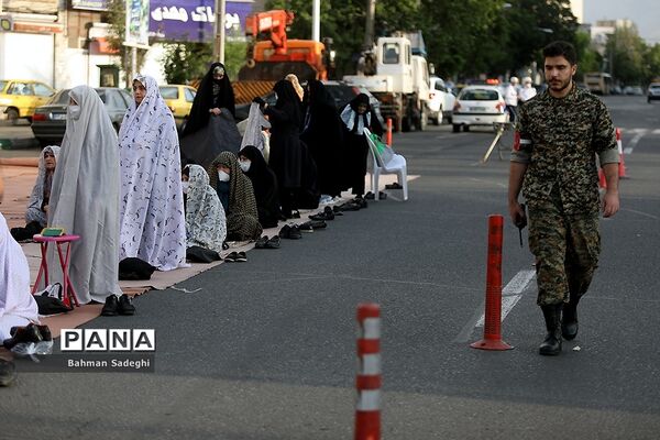 اقامه نماز عید سعید فطر در مسجدالرسول میدان رسالت