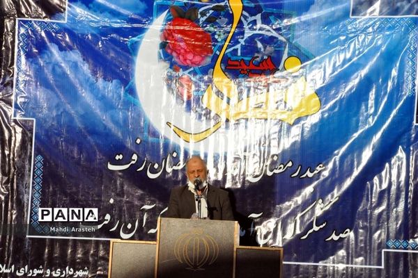 اقامه نماز عیدسعید فطر در شهرستان خوسف استان خراسان جنوبی