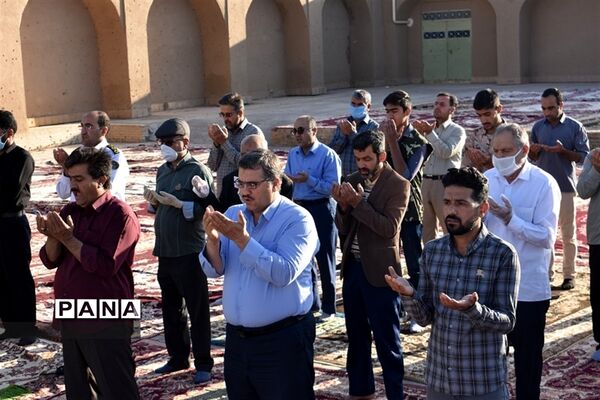 نماز عید سعید فطر در بهاباد