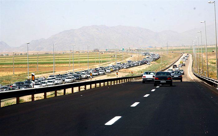 تردد روان در محور‌های هراز و فیروزکوه