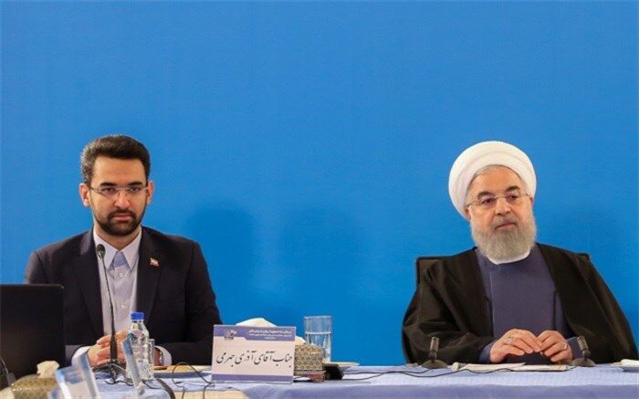 روحانی: توسعه و تکمیل دولت الکترونیک و فضای مجازی برای مردم حائز اهمیت است